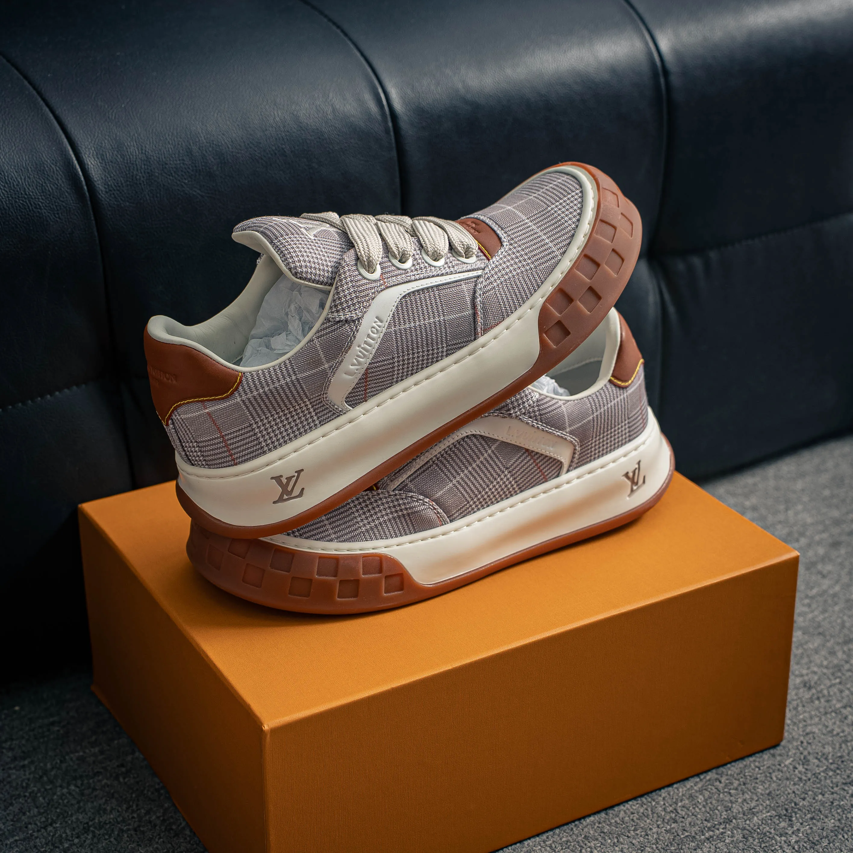 # LV tilted ， Shoes，Sneakers， Shoes，Skate Shoes~~ Sneakers， LV Shoes ， Cushioning TPU Vuitton ，